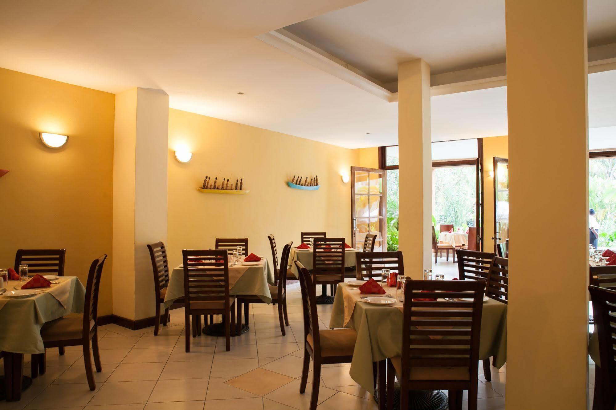 Gorillas Lake Kivu Hotel Gisenyi Exterior photo